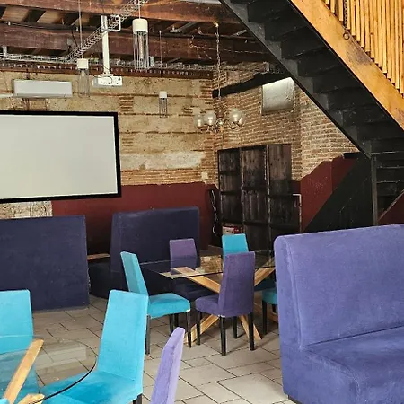 Loft Industriel De 220 Metres Carre Sur Deux Niveaux * Montech